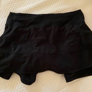 Lulu lemon tennis skirt